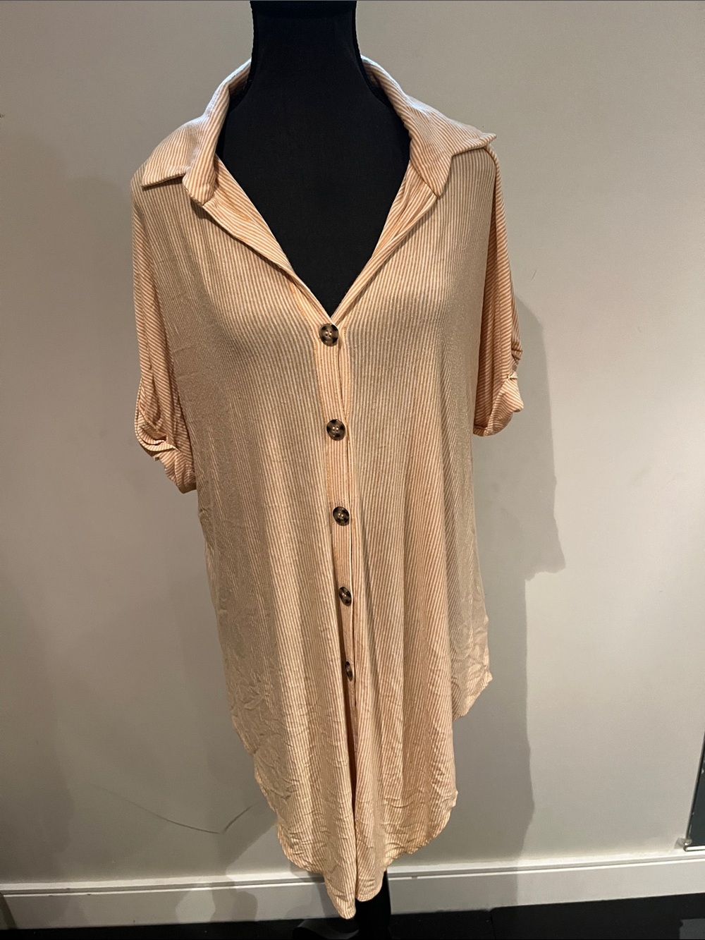 Kim & Cami Beige Short-Sleeve Button-Front Shirt Dress